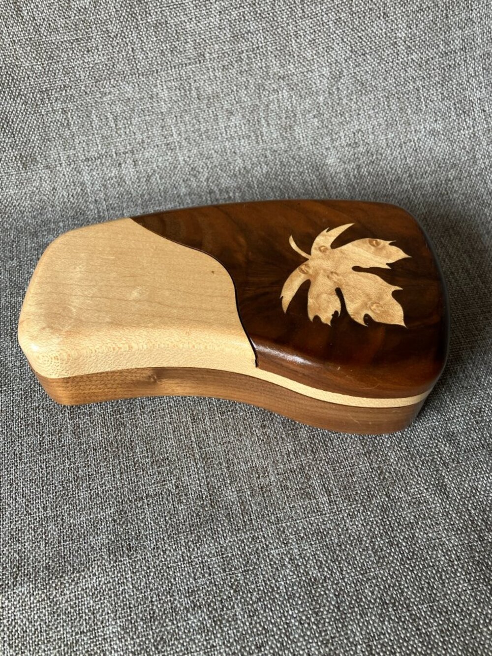 Heartwood Creations Gravity Pin Wooden Puzzle Box Maple Leaf Inlay Art